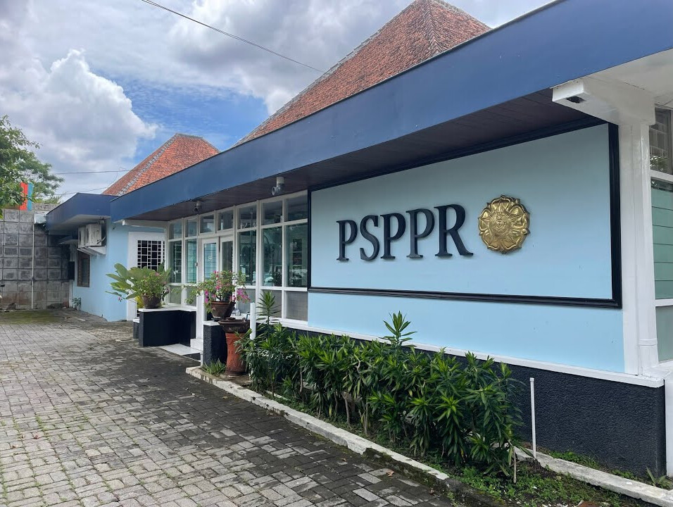 Pusat Studi